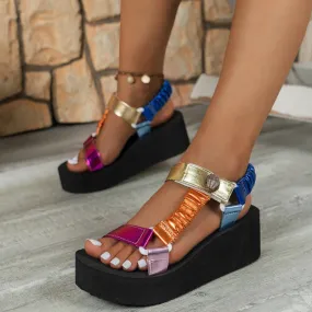 Comfortable and Lightweight Colorful Summer Outdoor Sandals