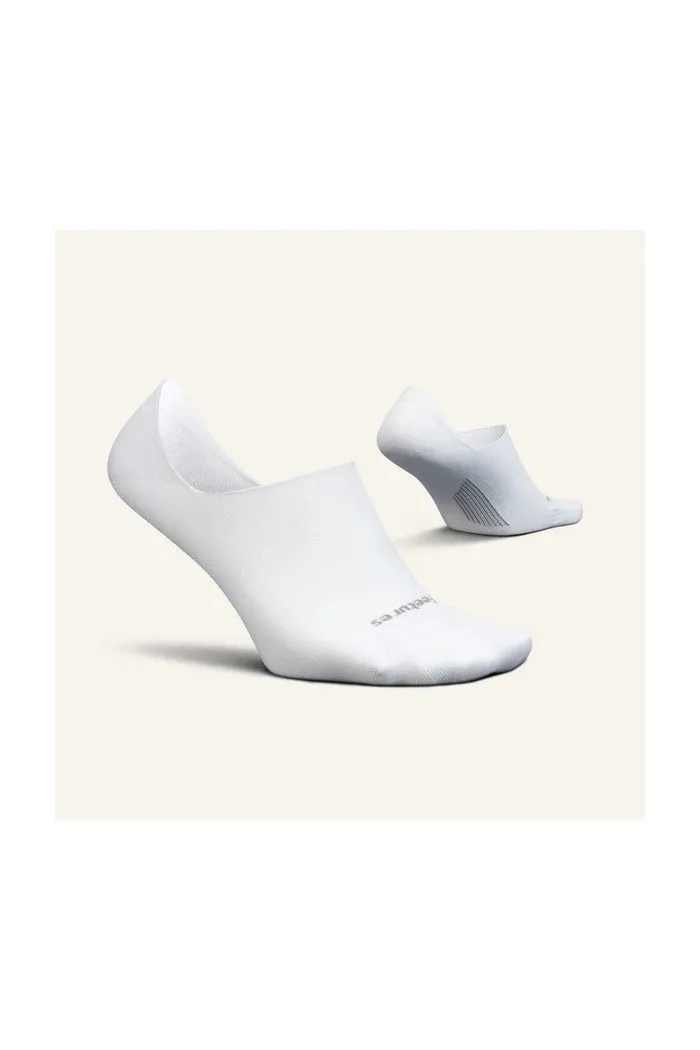 FEETURES ULTRA LIGHT INVISIBLE