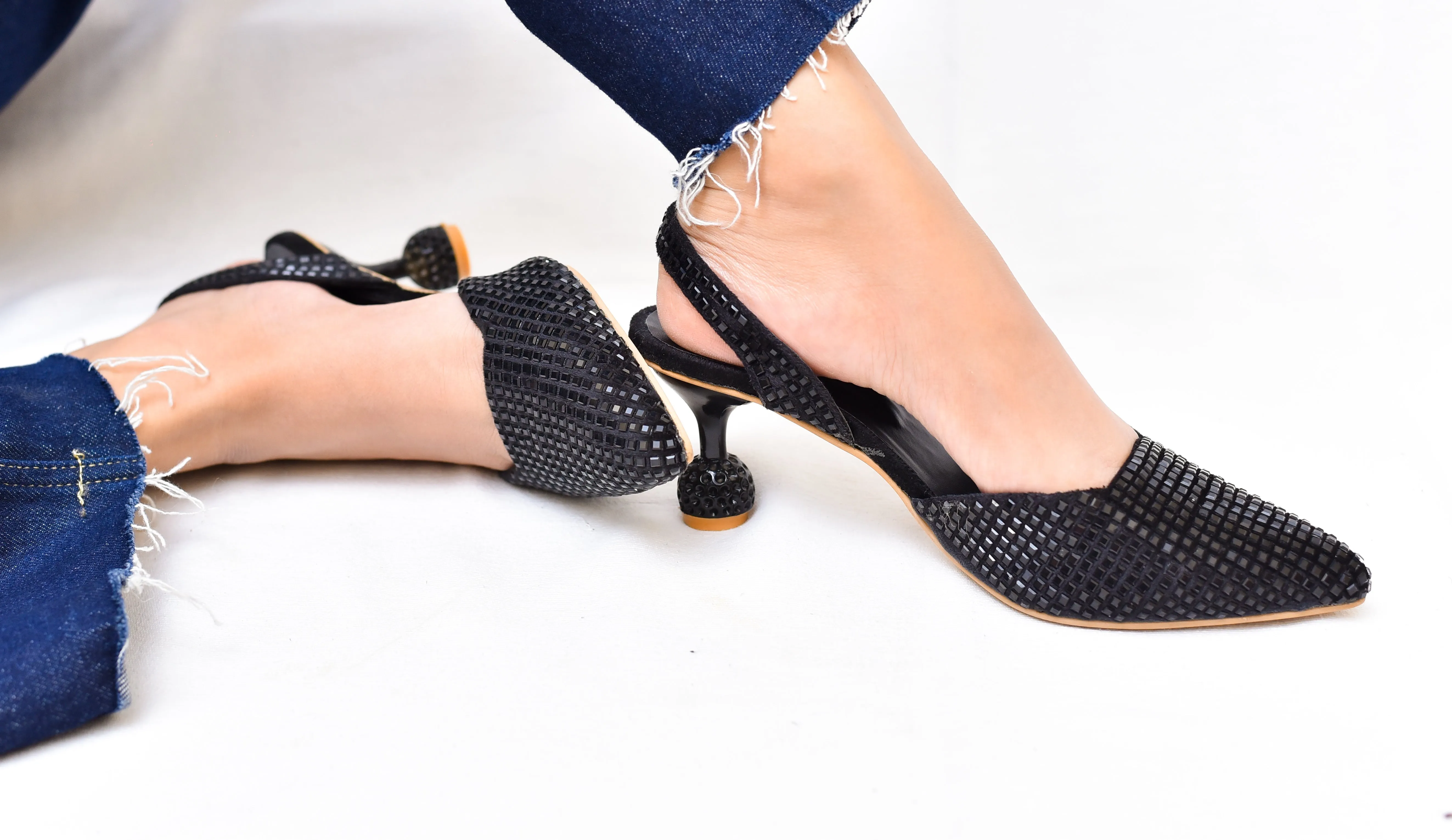 RHINESTONE POINTED TOE SLINGBACK PUMPS - BLACK